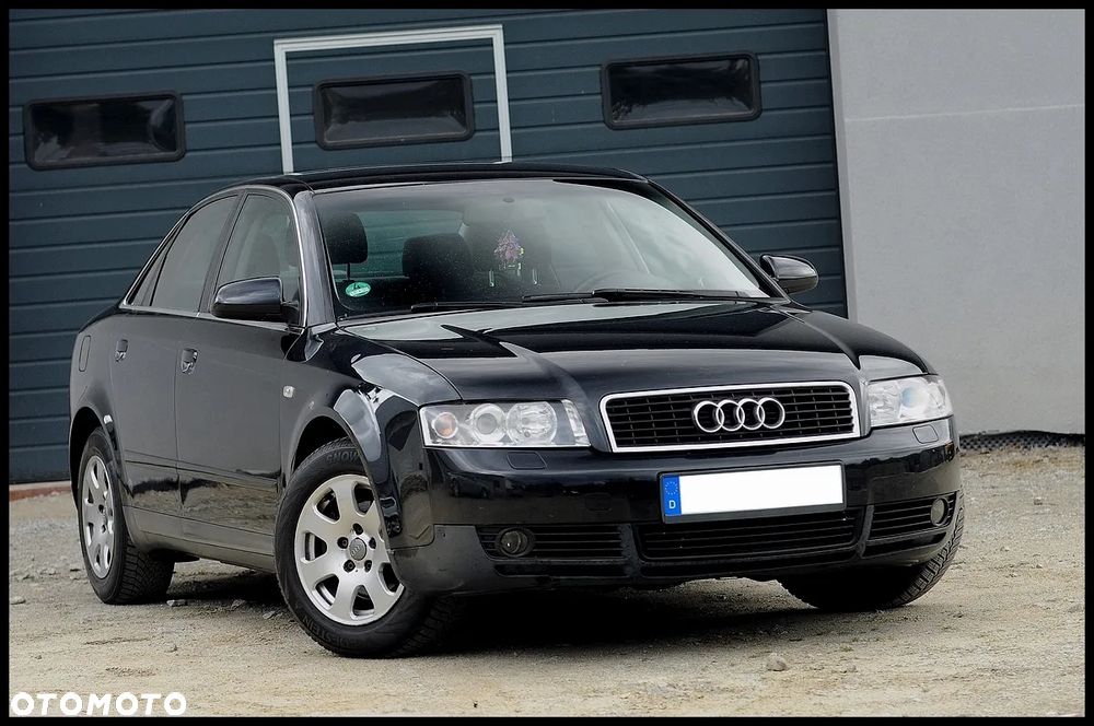 Audi A4 Limousine - 9