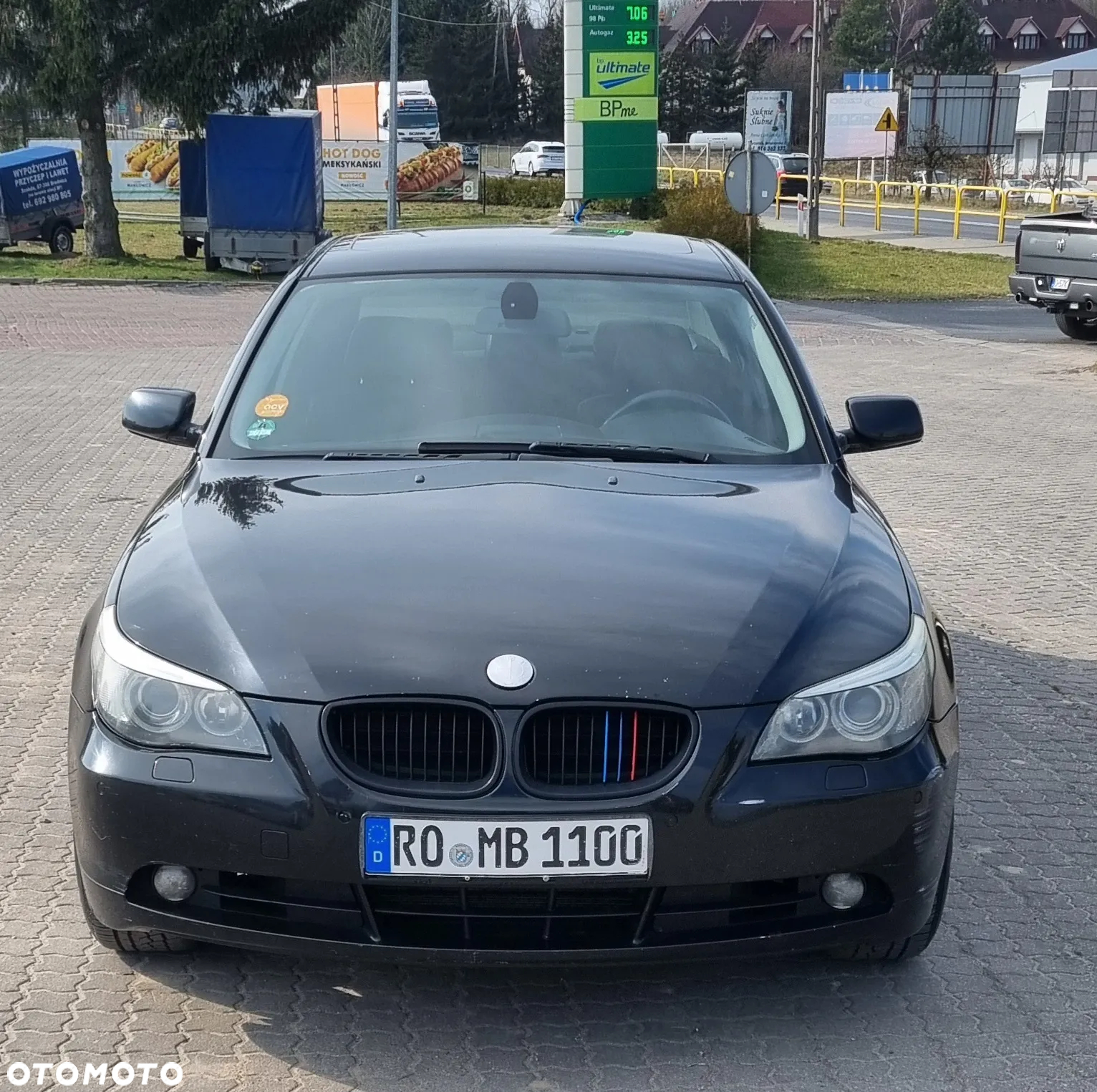 BMW Seria 5 523i Touring - 3