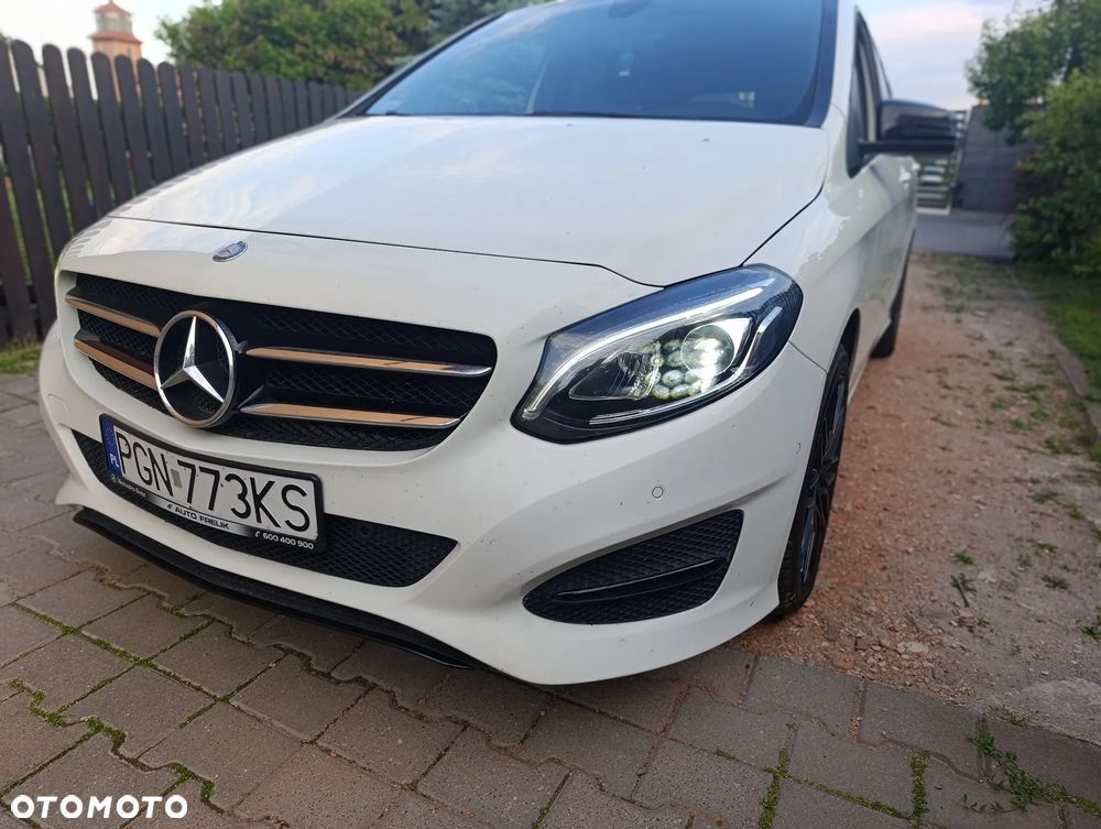 Mercedes-Benz Klasa B 200 7G-DCT AMG Line - 18