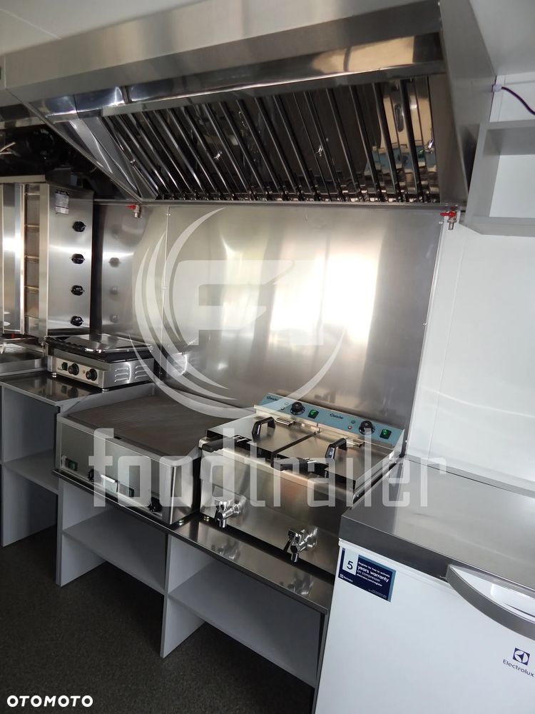 Inny foodtrailer - 30
