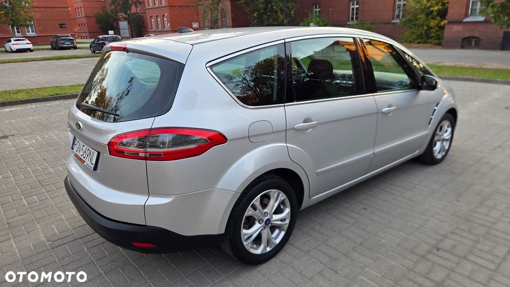 Ford S-Max - 8