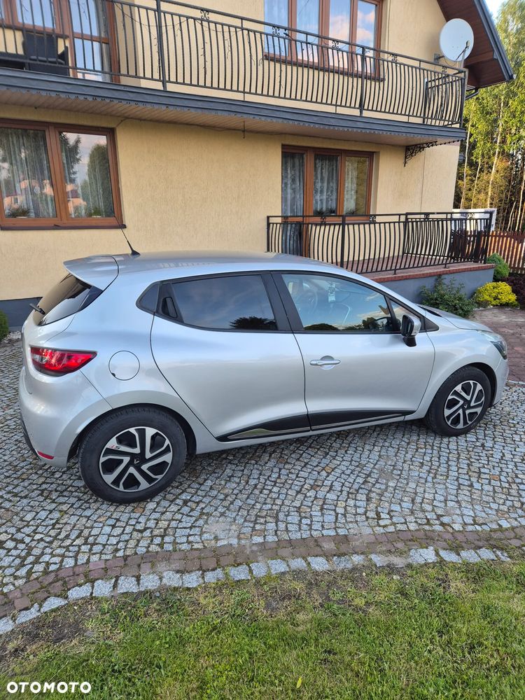 Renault Clio - 7