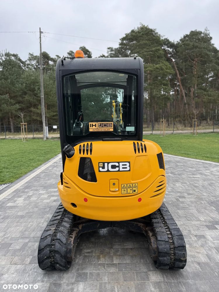 JCB 8025 - 7