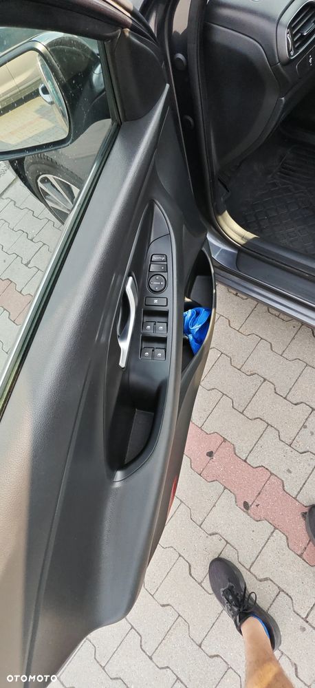 Hyundai i30 1.6 CRDi Premium - 11