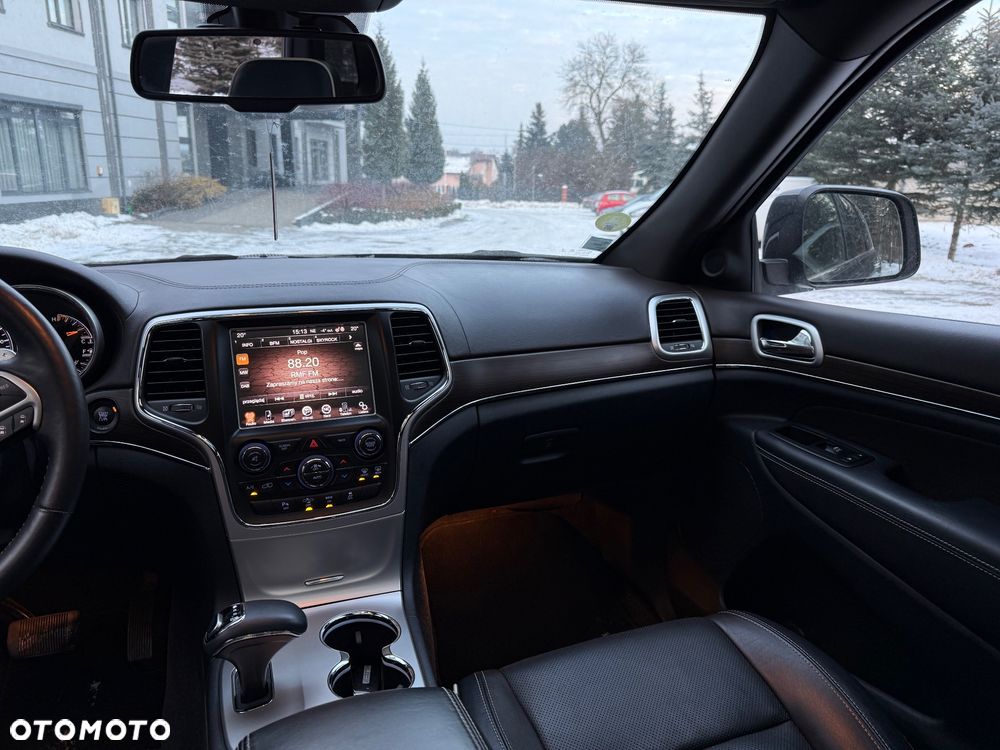 Jeep Grand Cherokee - 13