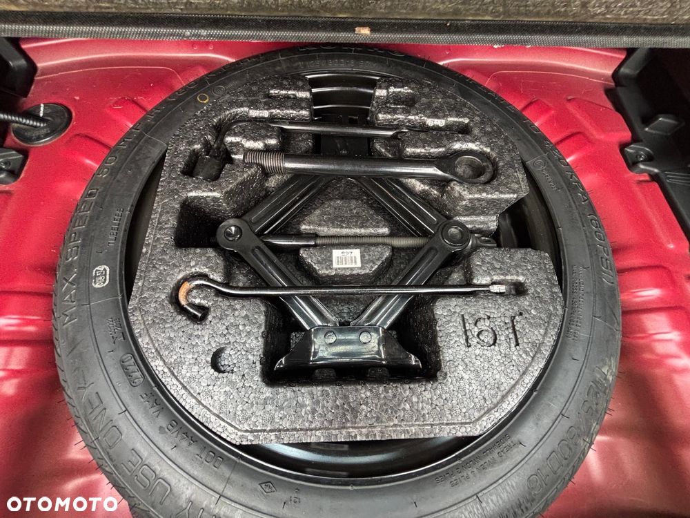 Hyundai Kona - 25