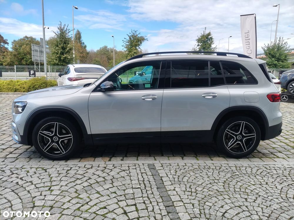 Mercedes-Benz GLB 200 d 4-Matic AMG Line 8G-DCT - 8