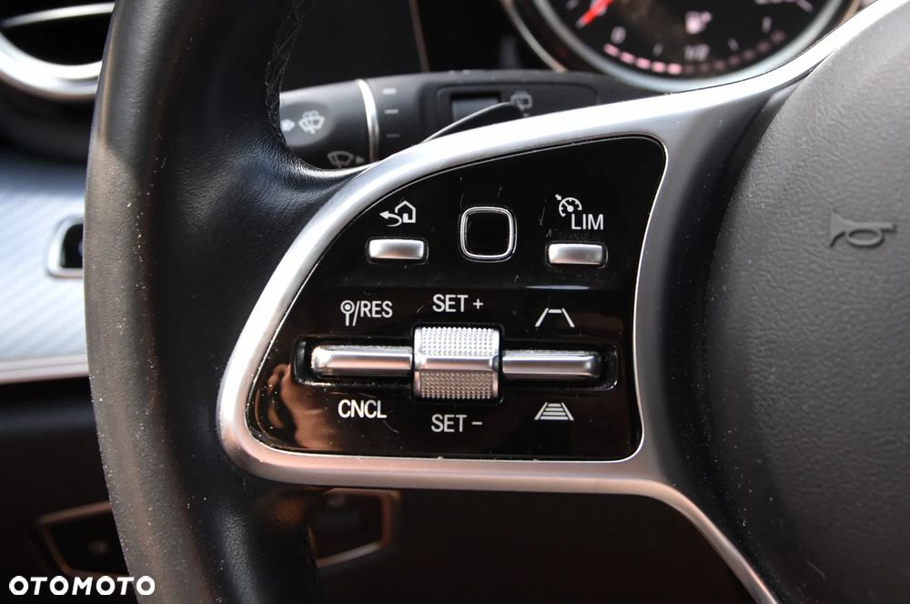 Mercedes-Benz Klasa E 220 d 4Matic All-Terrain 9G-TRONIC Avantgarde - 27