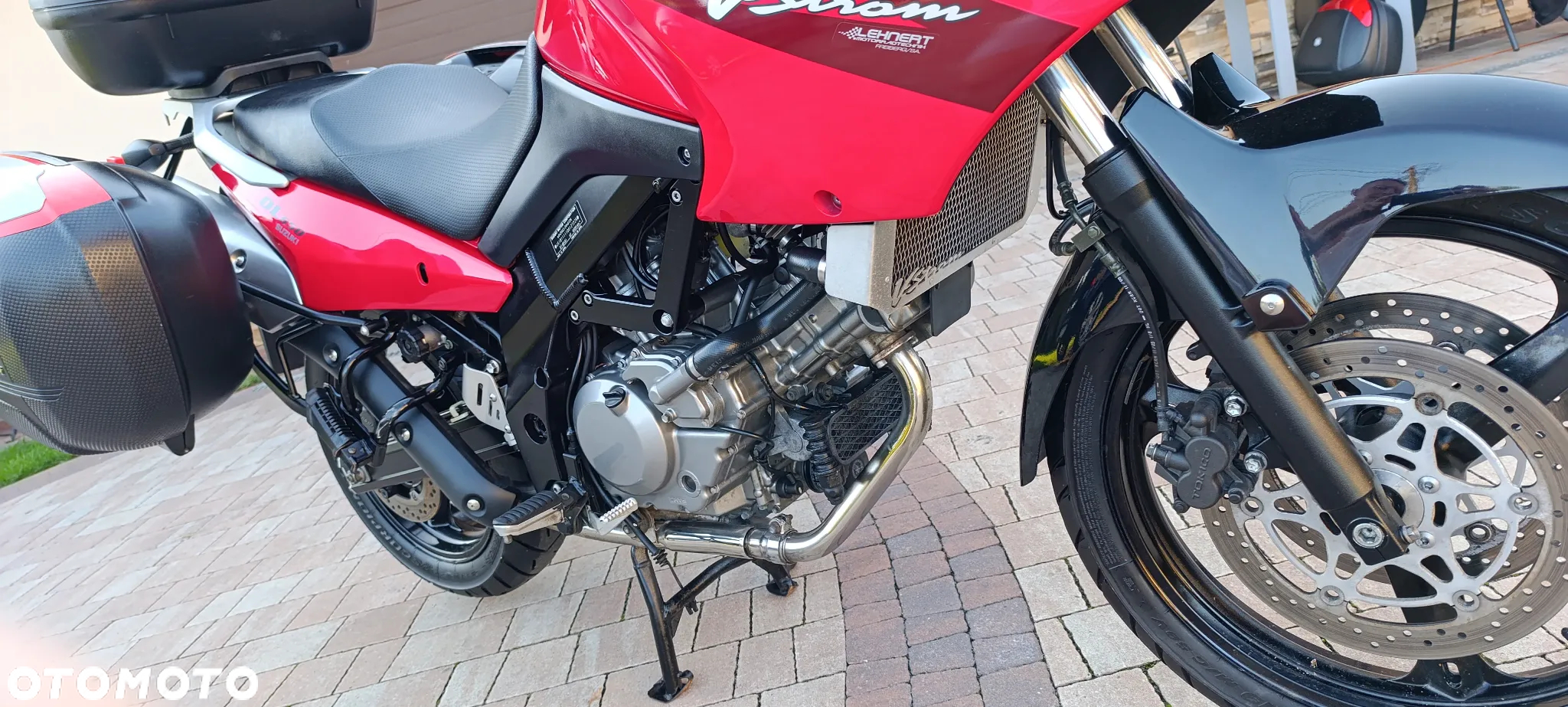 Suzuki V-STROM - 30
