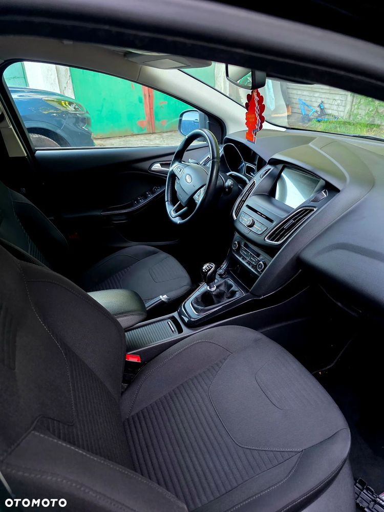 Ford Focus 1.0 EcoBoost Titanium ASS - 10