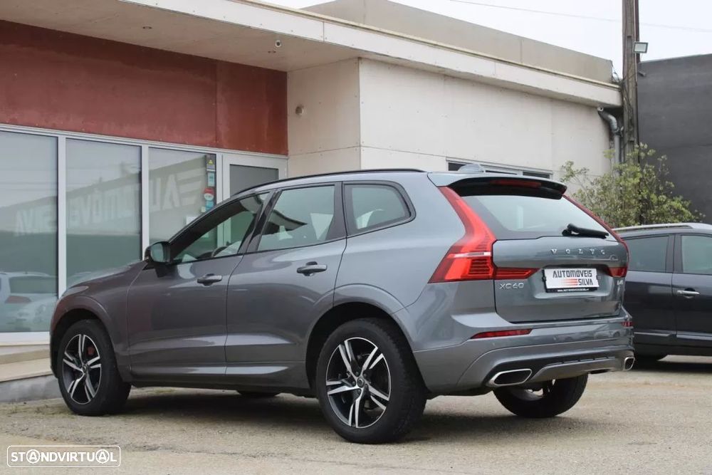 Volvo XC 60 2.0 D4 R-Design Geartronic - 12