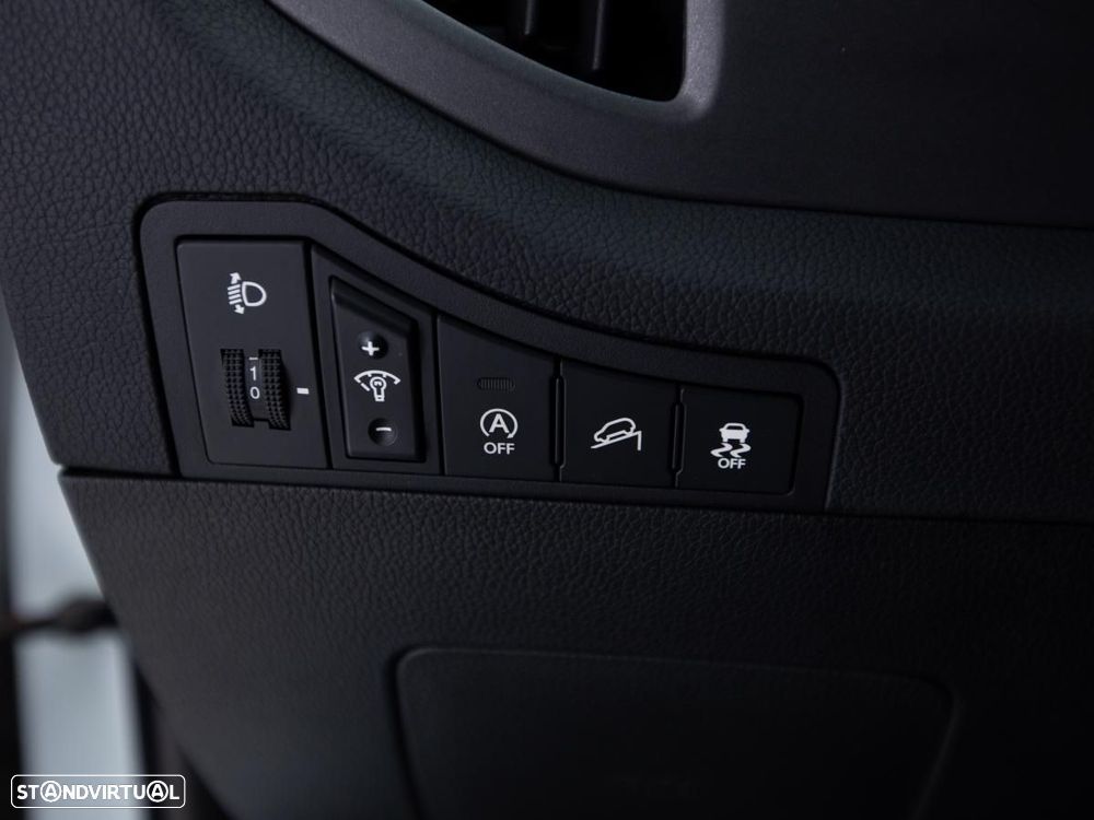 Kia Sportage - 14