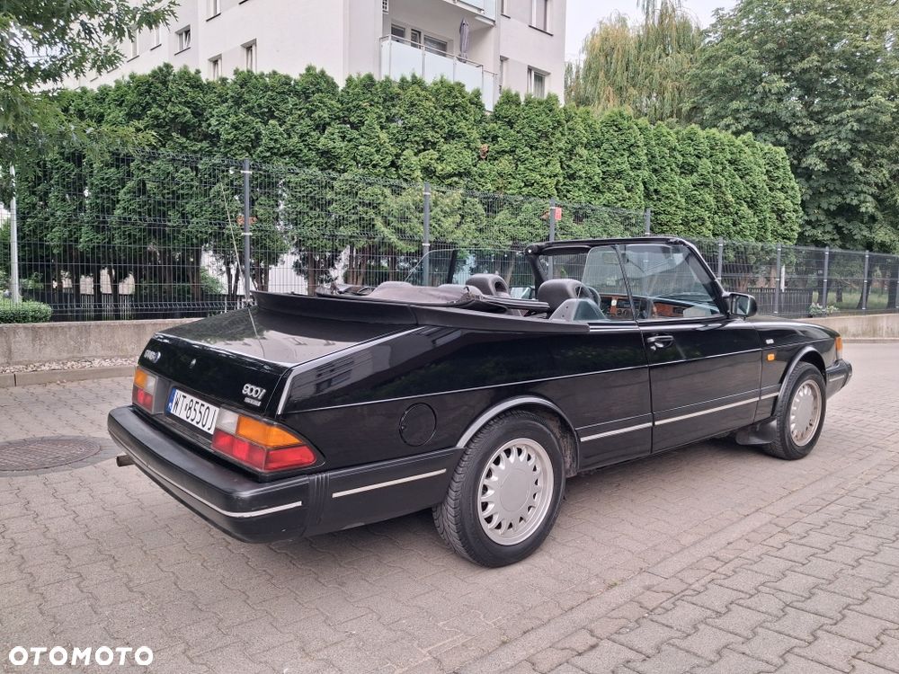 Saab 900 - 3