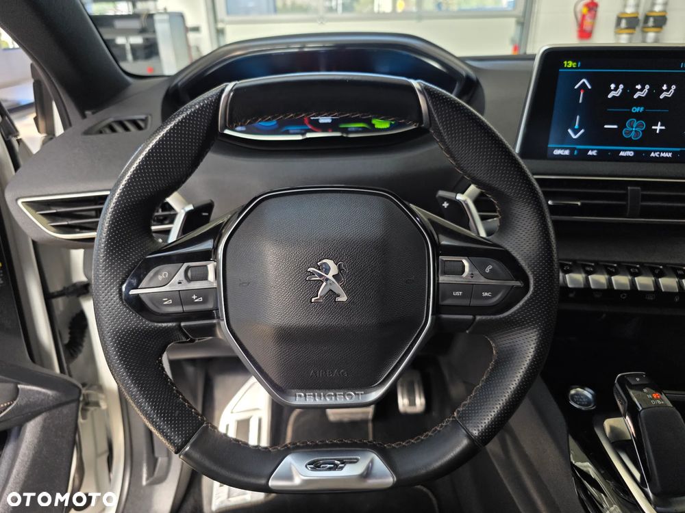 Peugeot 3008 1.6 PureTech Hybrid4 PHEV GT S&S EAT8 - 26