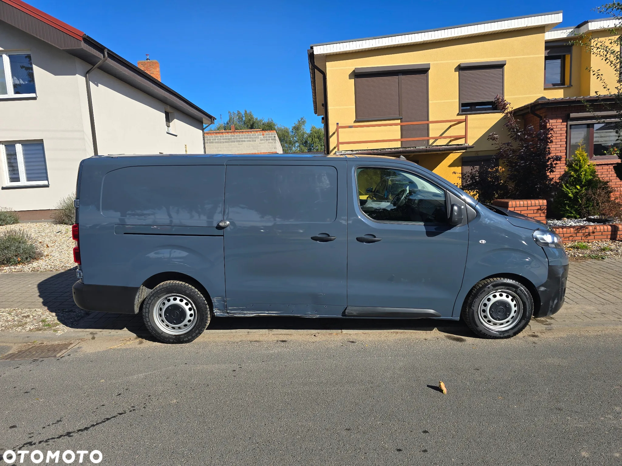 Opel VIVARO - 14