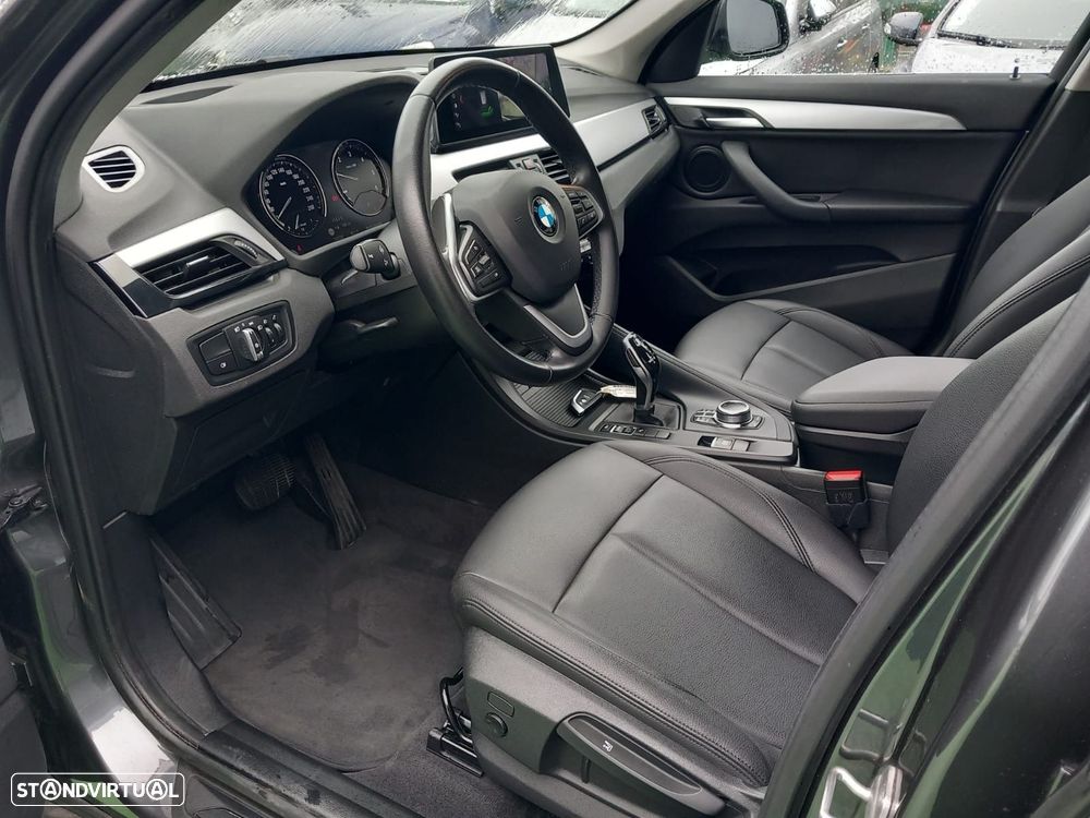 BMW X1 16 d sDrive Auto Line Sport - 9