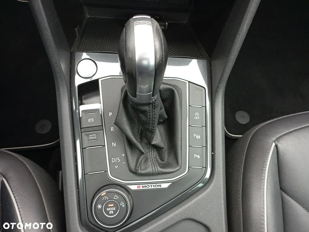 Volkswagen Tiguan 2.0 TSI 4Mot Highline DSG - 17