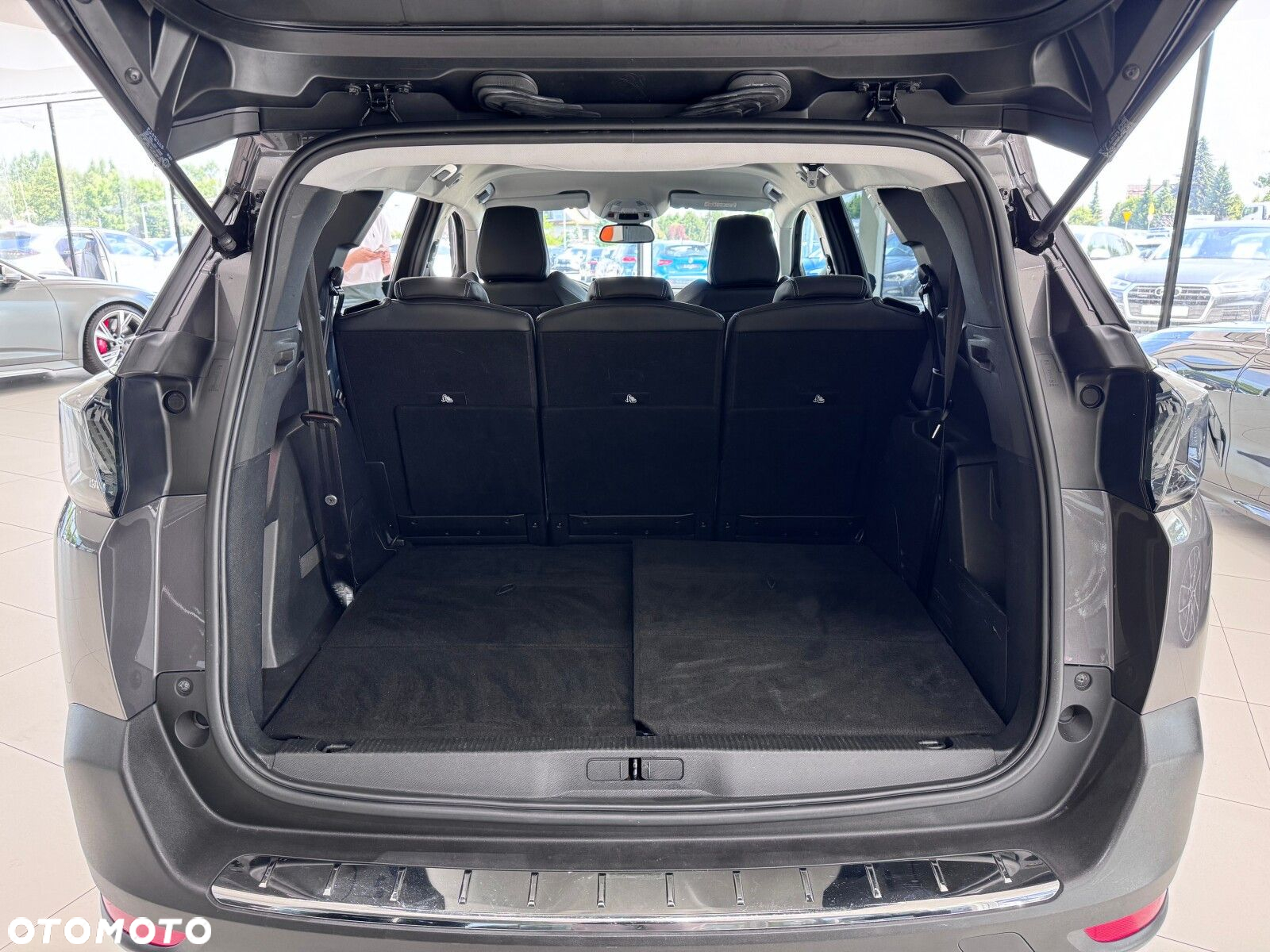 Peugeot 5008 1.5 BlueHDi Allure S&S EAT8 - 19