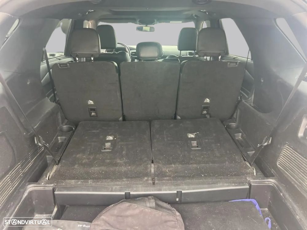 Ford Explorer - 7