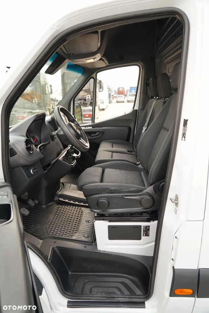 Mercedes-Benz SPRINTER 315 CDI / BLASZAK / MANUAL / KAMERA / 2023 - 27