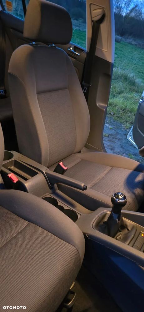 Volkswagen Golf 1.4 Trendline - 23