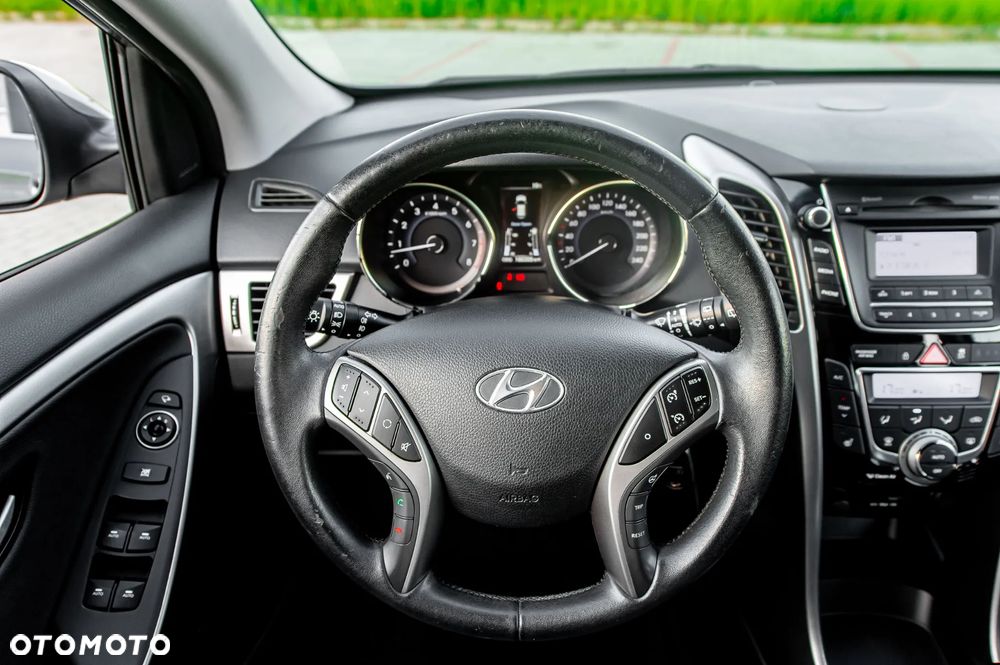 Hyundai i30 blue Kombi 1.6 GDi Style - 22