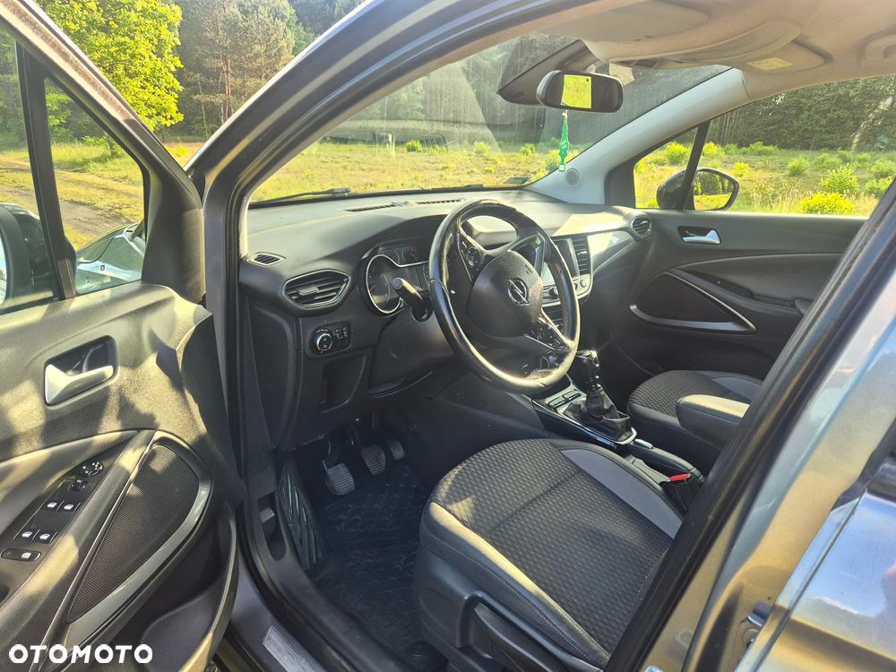Opel Crossland X - 16