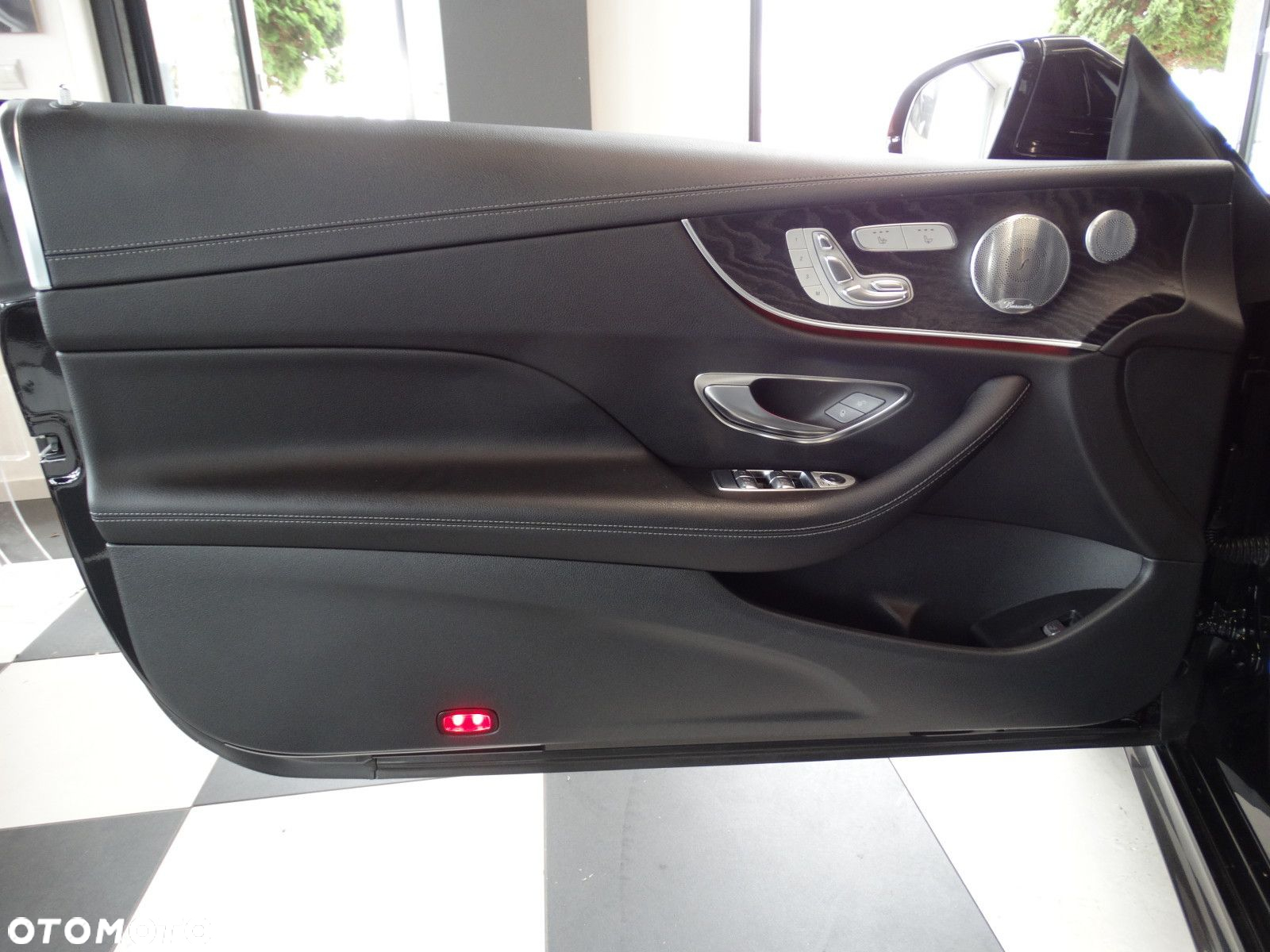 Mercedes-Benz Klasa E - 20
