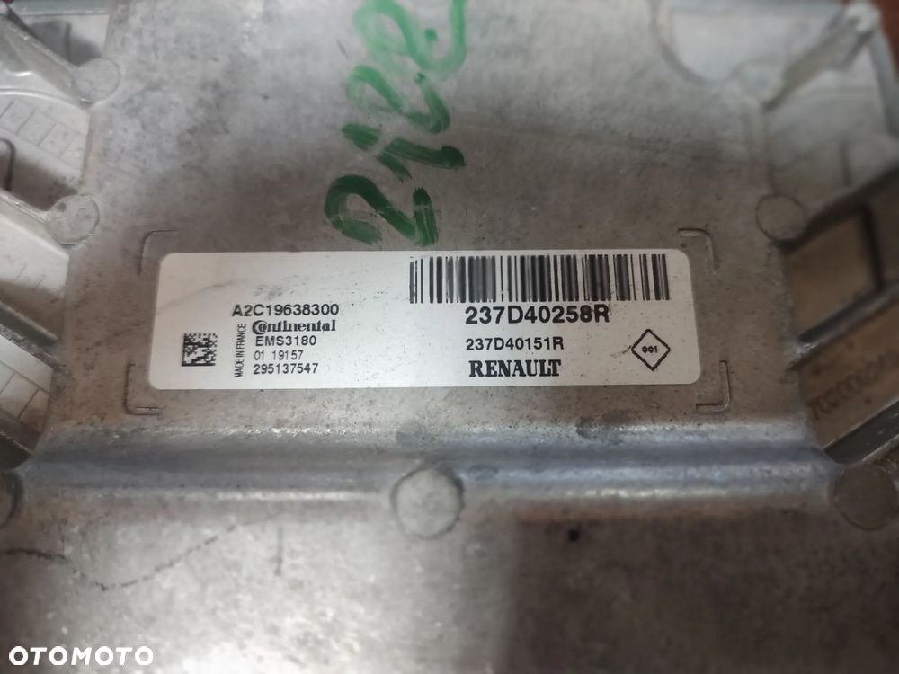 KANGOO II LIFT Z.E STEROWNIK SILNIKA 237D40258R - 2