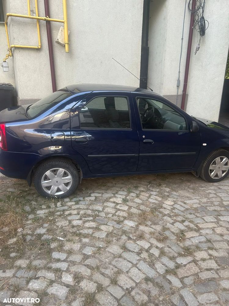 Dacia Logan 1.2 - 7