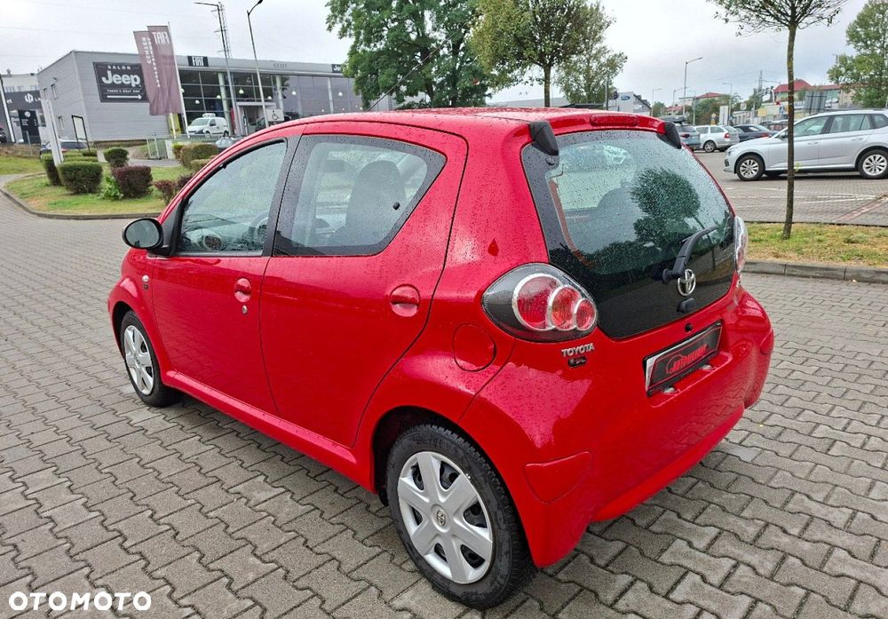 Toyota Aygo - 10