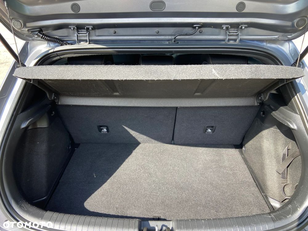 Hyundai i20 - 11