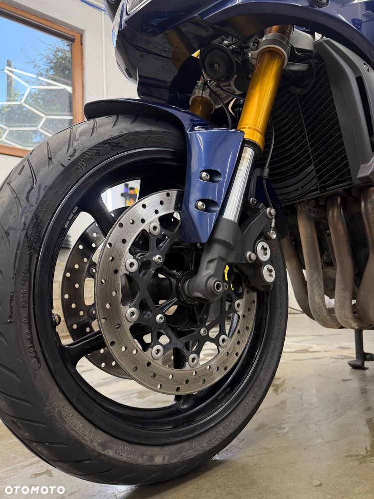 Yamaha FZ - 8
