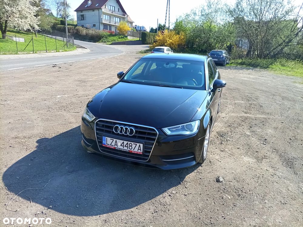 Audi A3 Sportback 1.6 TDI ultra Attraction - 10