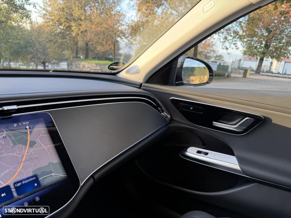 Mercedes-Benz E 300 de - 23