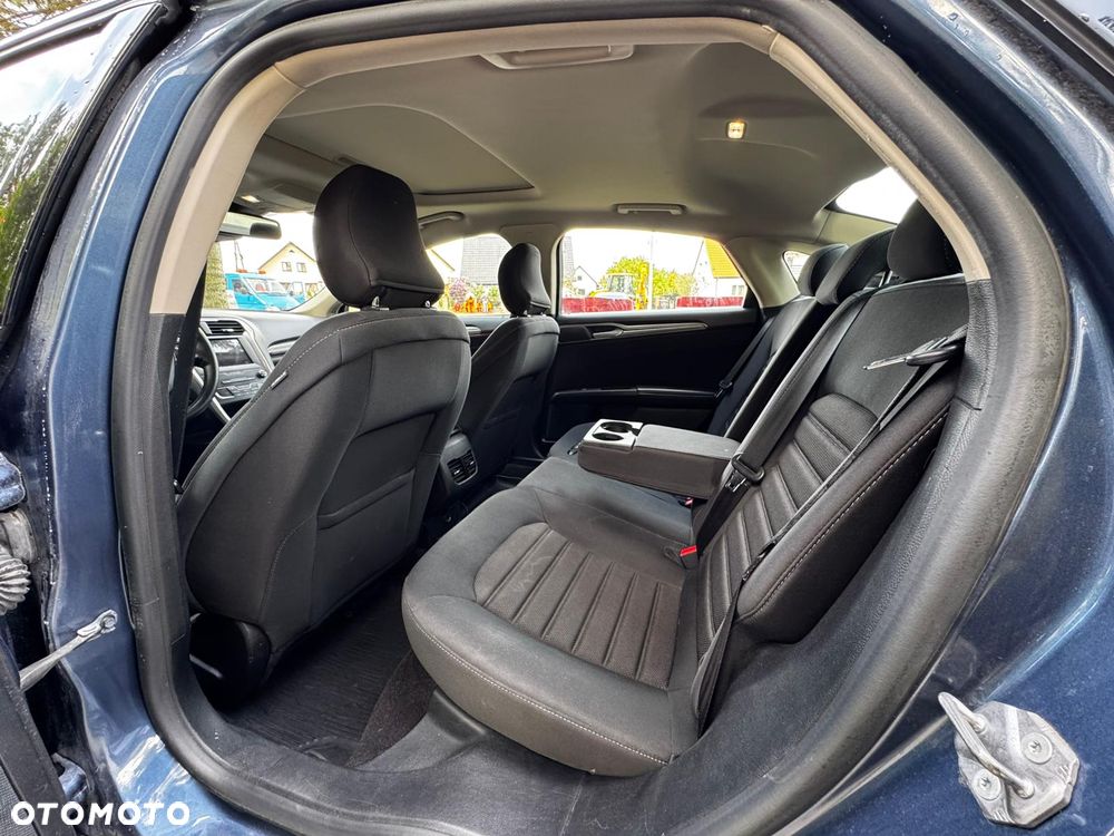 Ford Fusion - 6