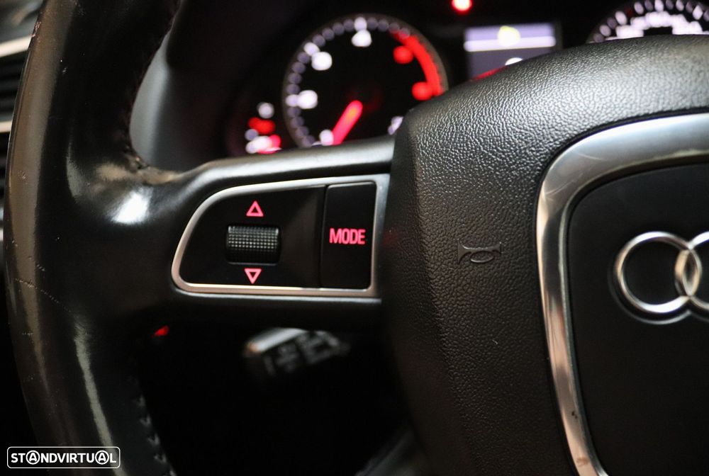 Audi Q5 2.0 TDI Advance - 14