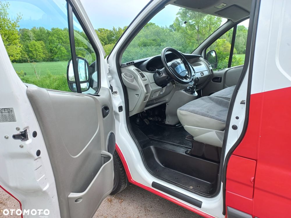 Renault TRAFIC 2.0 DCI KLIMATYZACJA 115KM 6 BIEGÓW Z NIEMIEC SKRZYDEŁKA VIVARO - 13