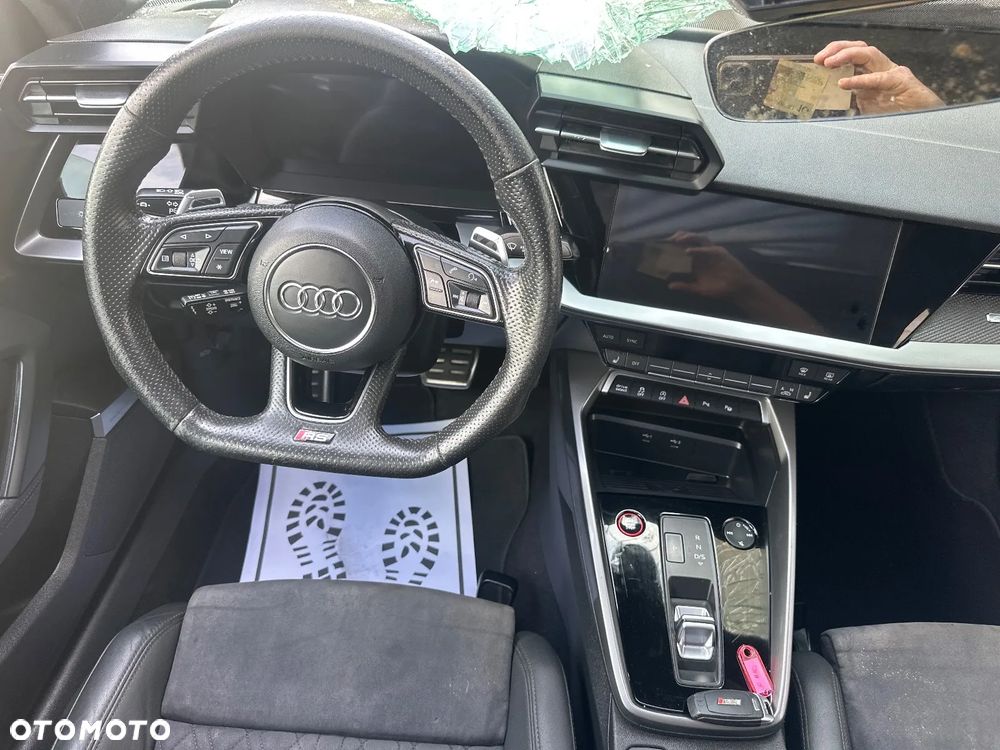 Audi RS3 Sportback TFSI Quattro S tronic - 34