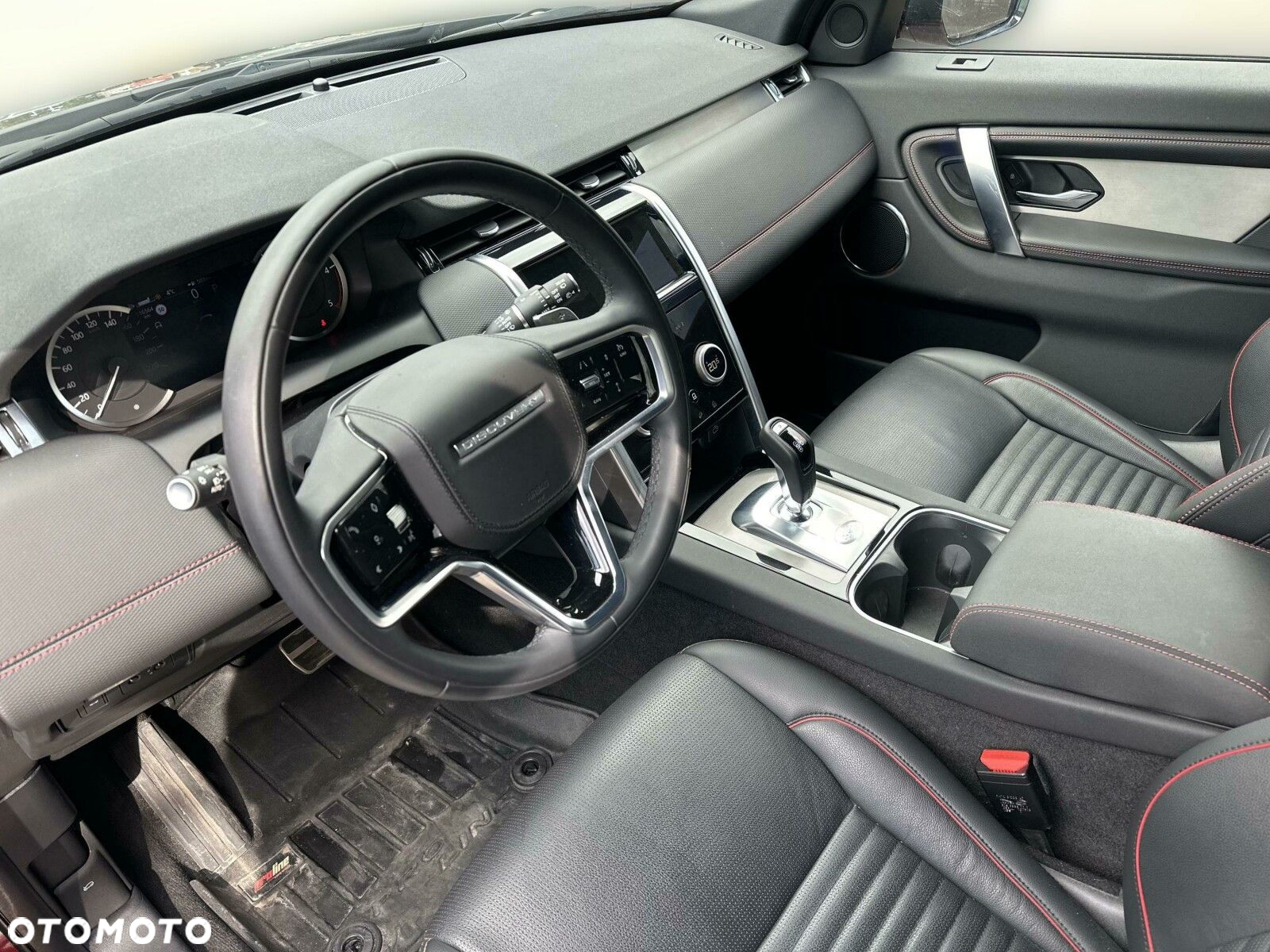 Land Rover Discovery Sport - 14
