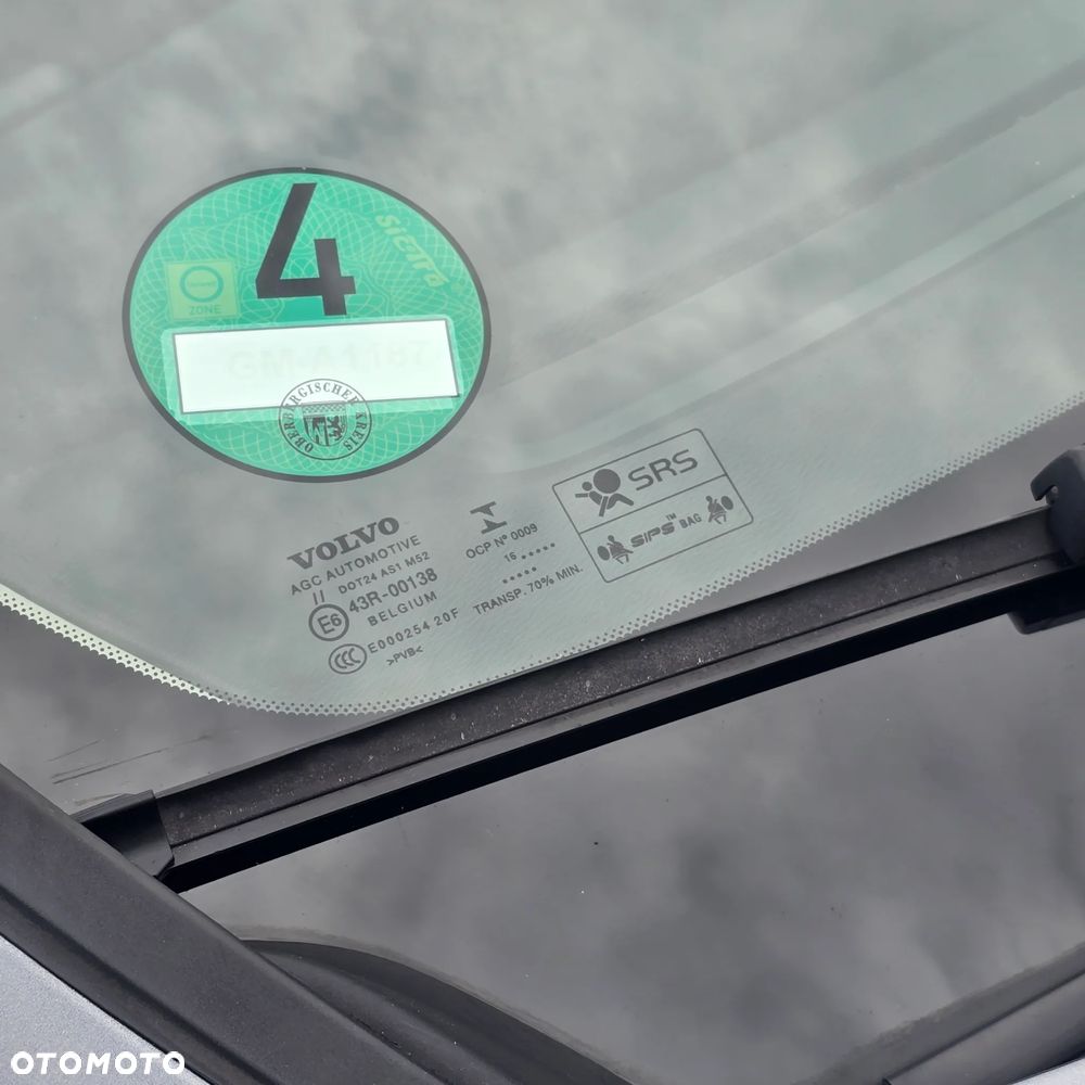 Volvo V40 D2 Drive-E Momentum - 6