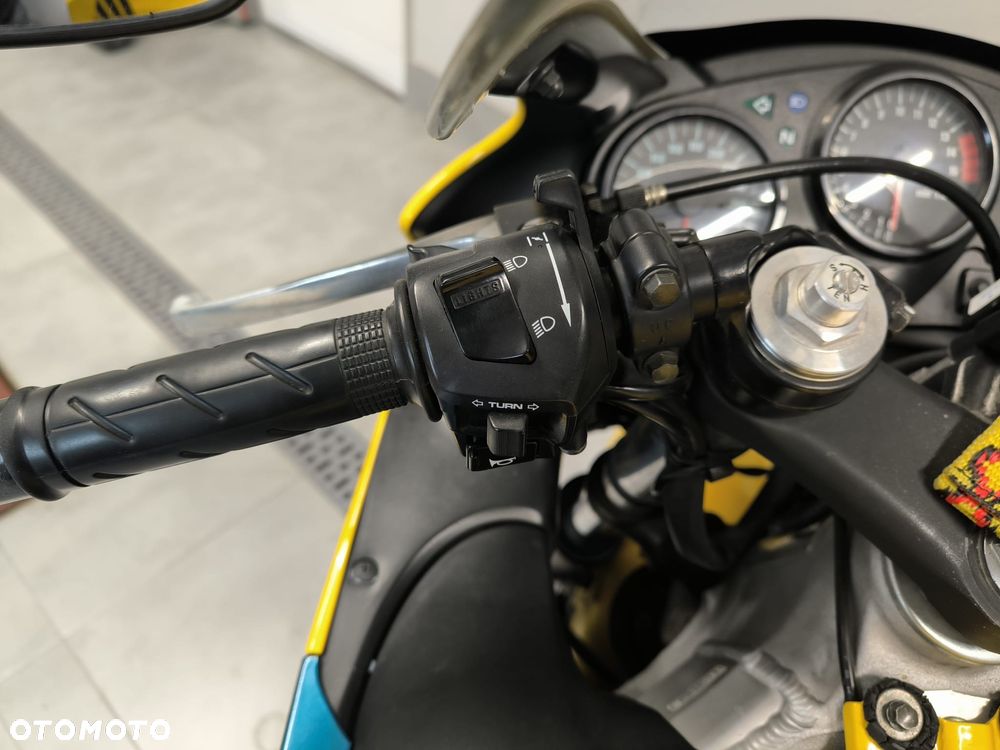 Honda CBR - 9