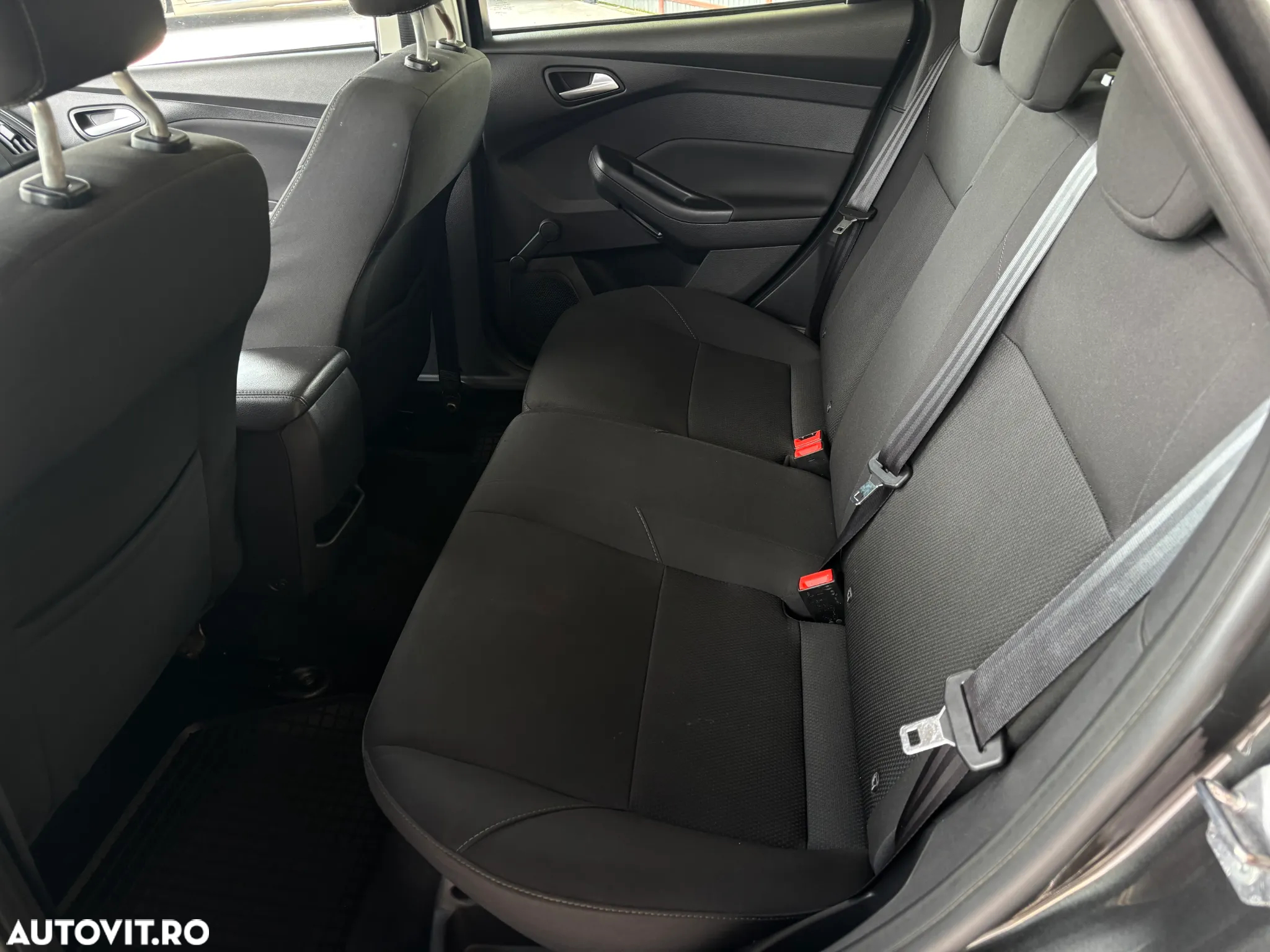 Ford Focus 1.5 EcoBlue Connected - 21