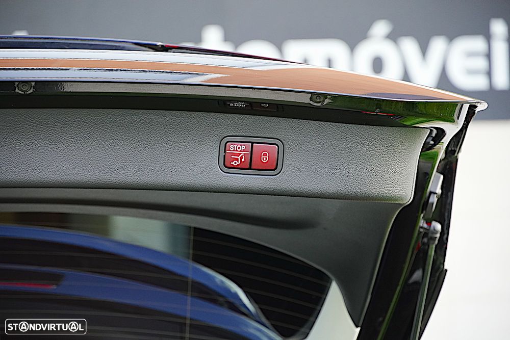 Mercedes-Benz GLC 300 e 4Matic 9G-TRONIC Edition AMG Line - 19