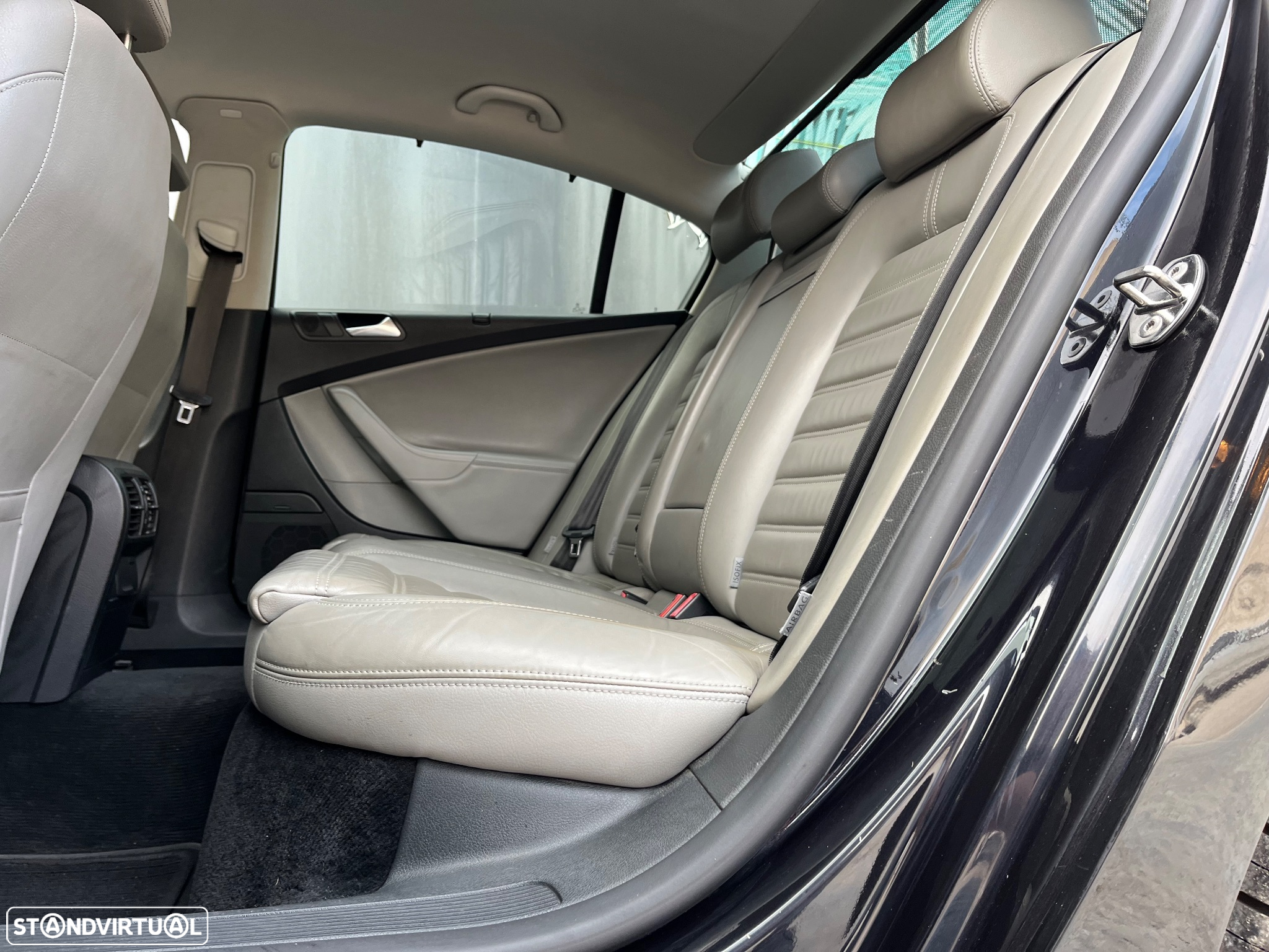 VW Passat 2.0 TDI Highline - 13