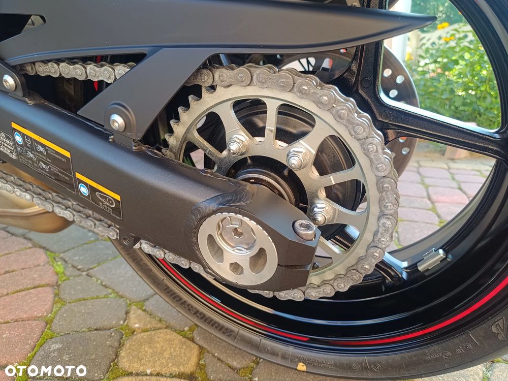 Kawasaki Ninja 1000 SX - 25