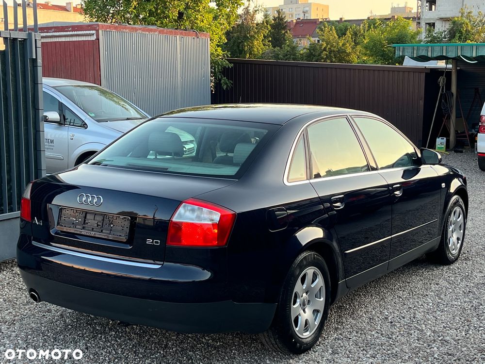 Audi A4 Limousine - 6