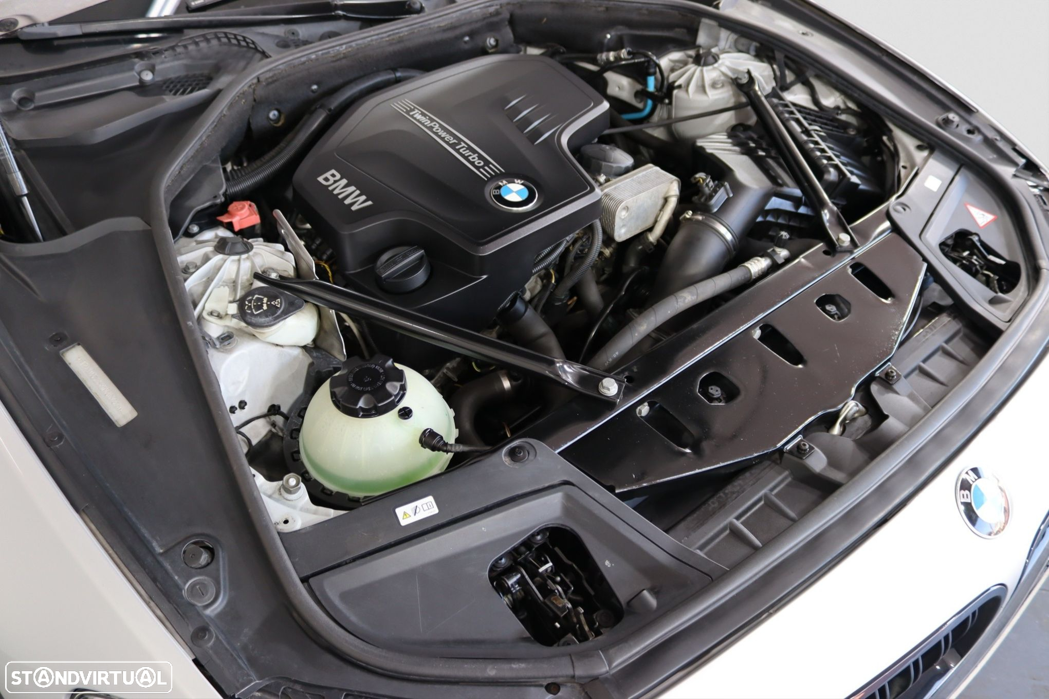 BMW 528 i xDrive Pack M Auto - 18