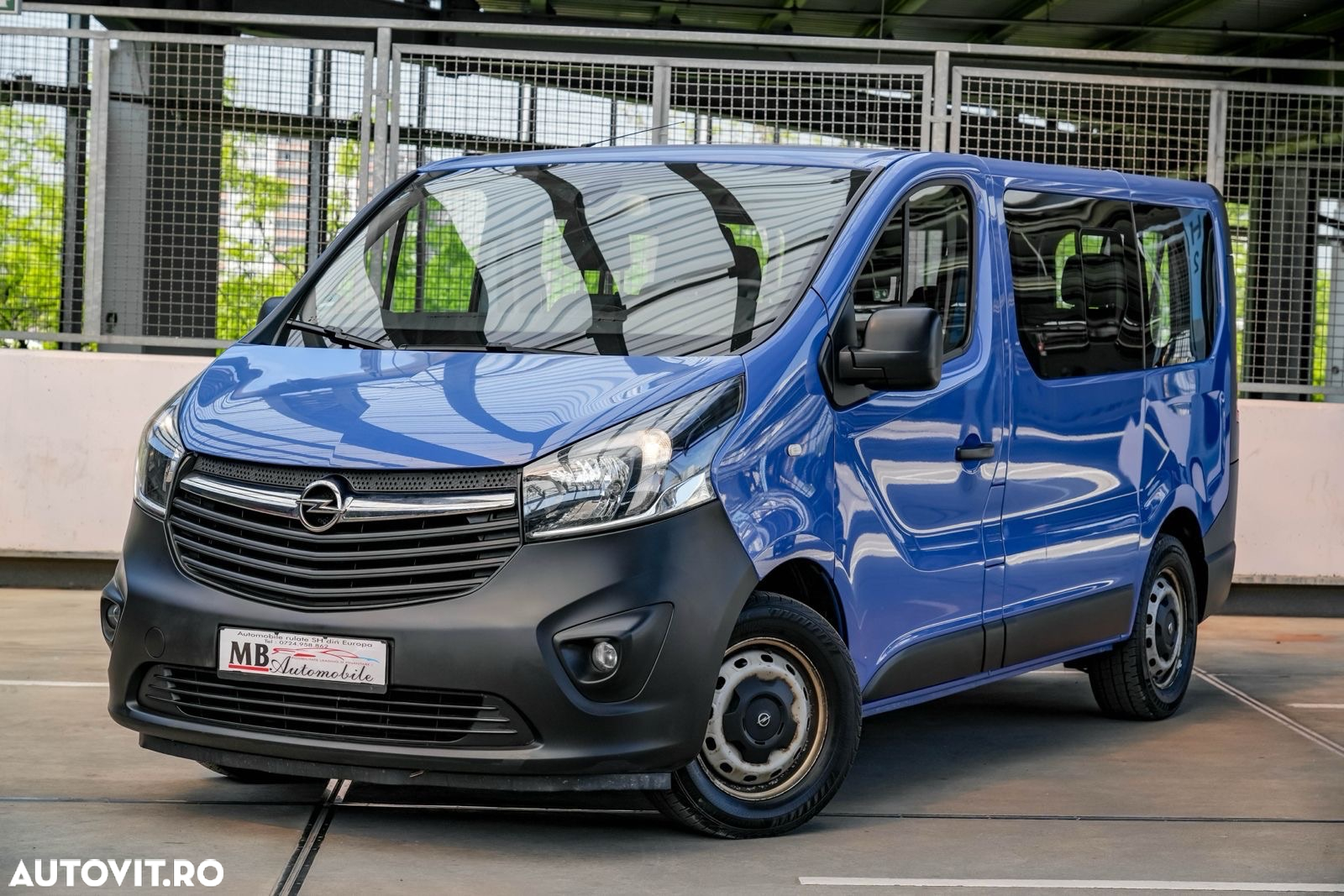 Opel Vivaro - 4