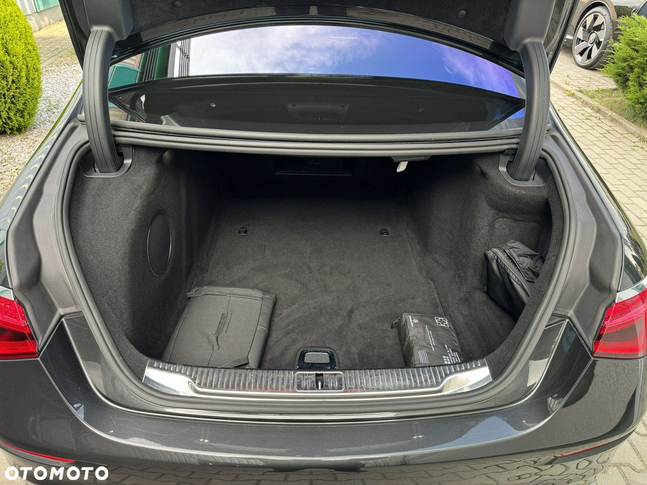 Mercedes-Benz Klasa S 400 d 4-Matic L AMG Line 9G-TRONIC - 32